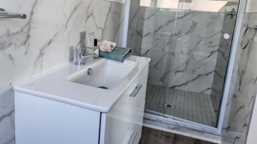 3 Bedroom Property for Sale in Seemeeu Park Western Cape